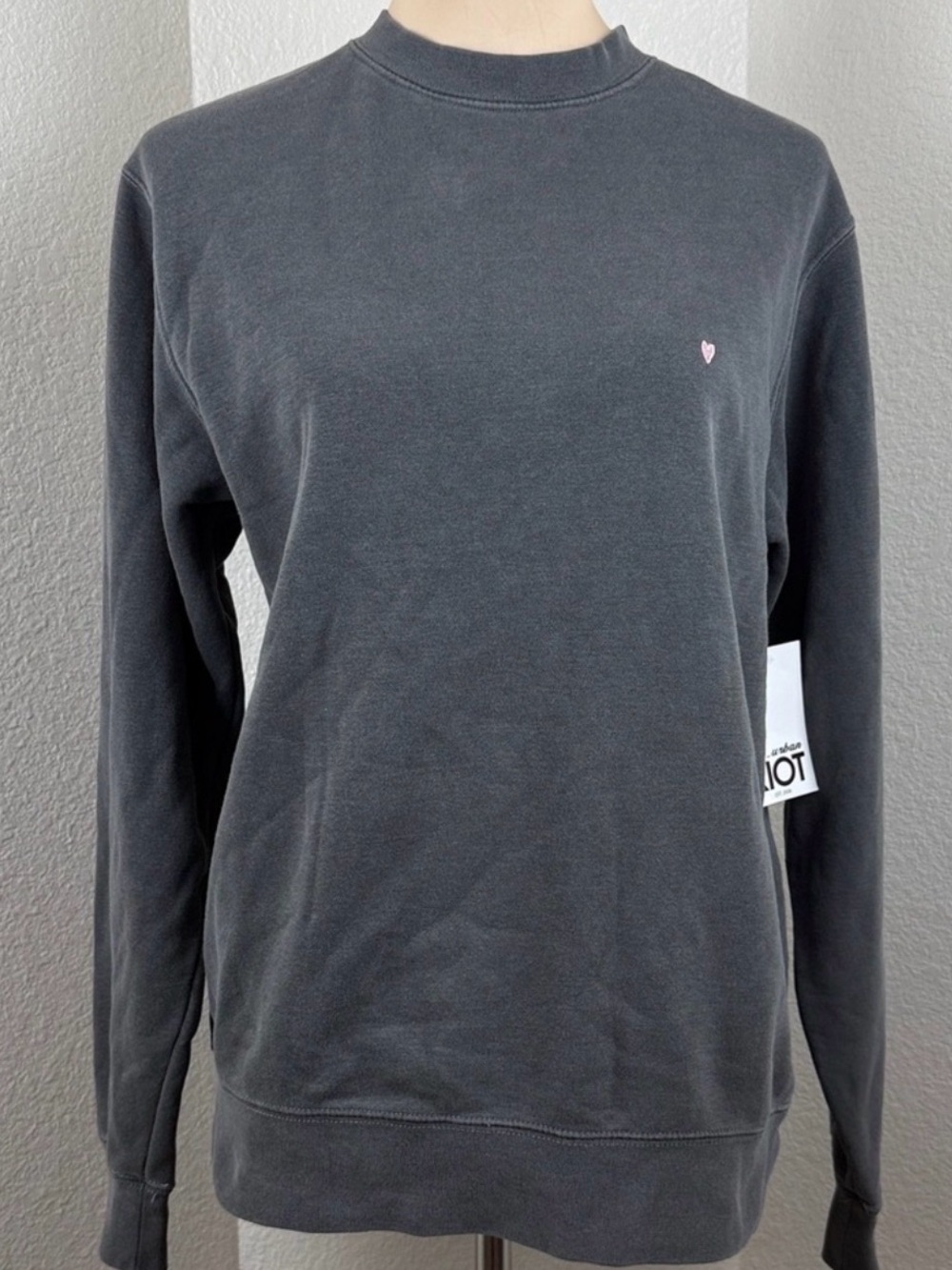 Sub_Urban Riot Crewneck Sweatshirt with Embroidered Heart Size Small NWT